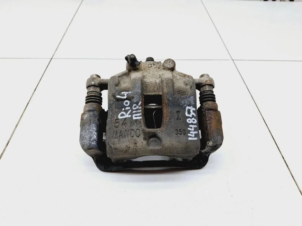 Суппорт передний правый Kia RIO 4 2018 FB