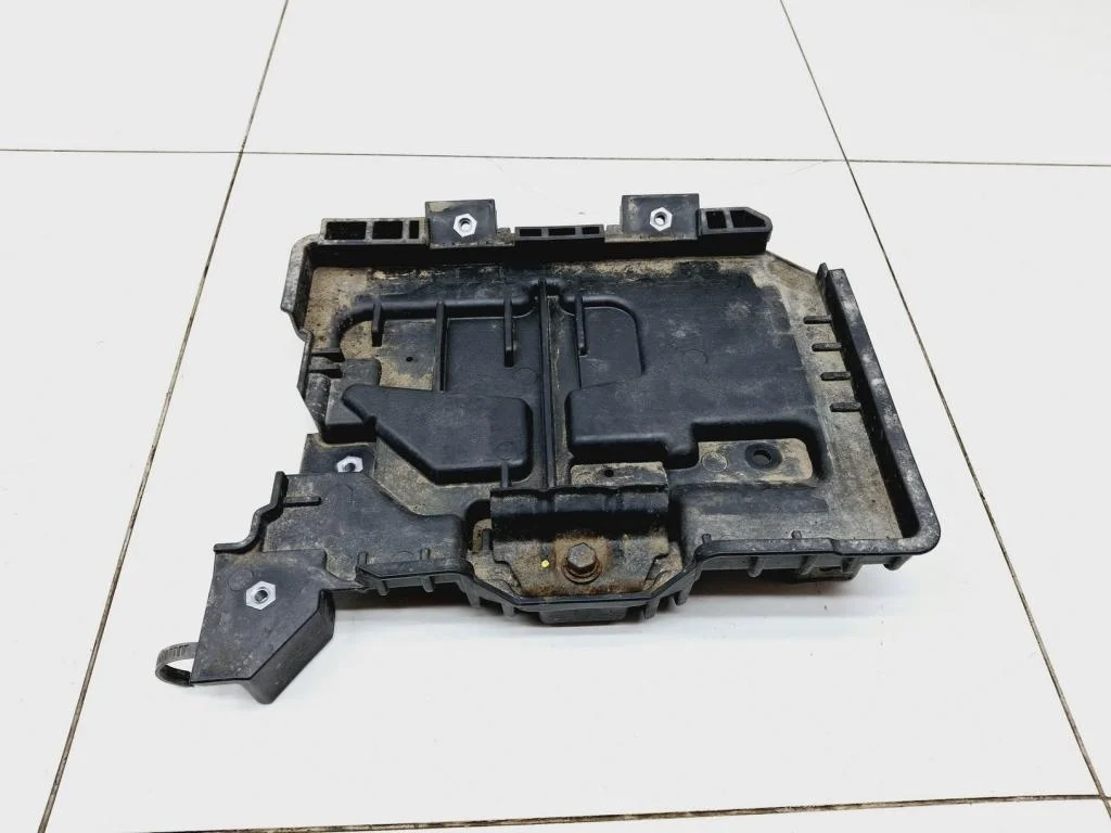 Крепление акб Kia RIO 4 2018 FB