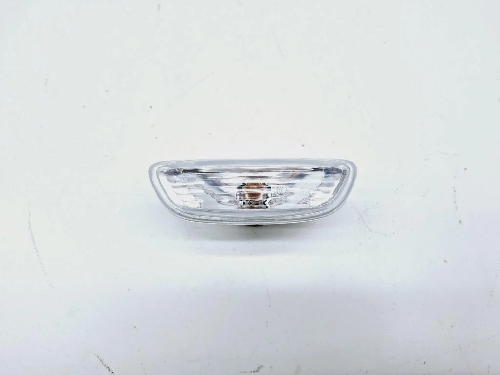 Повторитель на крыло правый Kia RIO 4 2018 FB