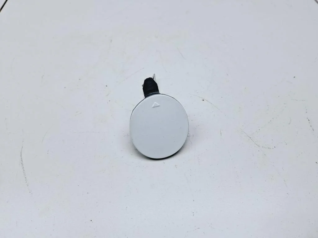 Заглушка буксировочного крюка Kia RIO 4 2018 FB