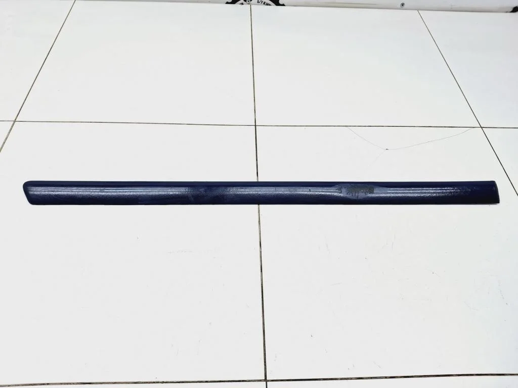 Молдинг задней правой двери Volkswagen Passat 1999 B5