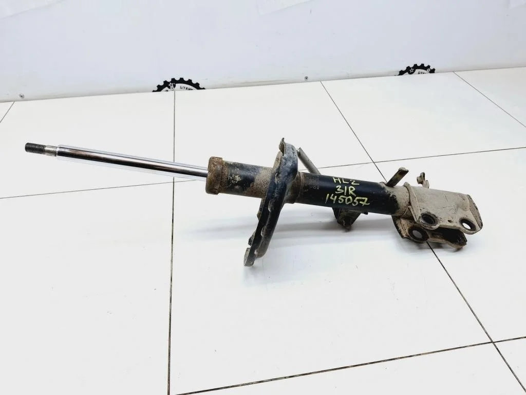 Амортизатор задний правый Toyota Highlander 2 2011 XU40