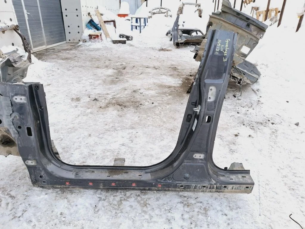 Порог со стойкой левый Kia Sportage 3 2014 SL