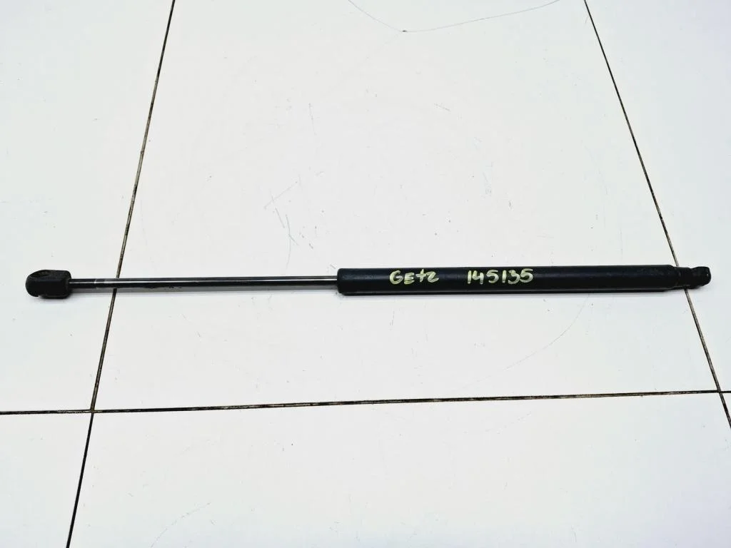 Амортизатор двери багажника Hyundai Getz TB