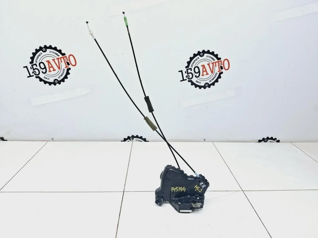 Замок двери передней правой Toyota Highlander 2 2011 XU40