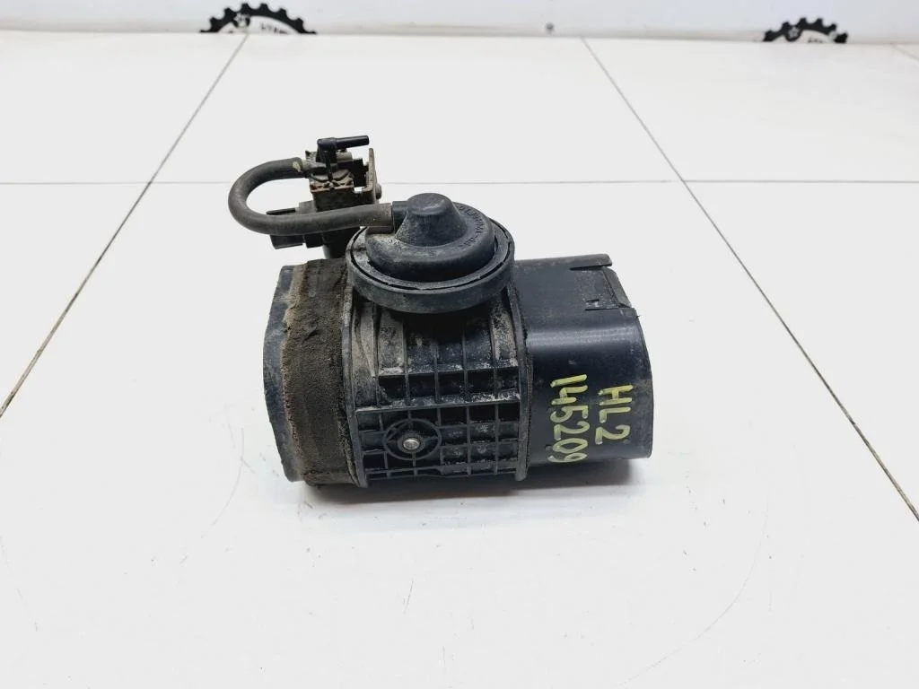 Патрубок воздушного фильтра Toyota Highlander 2 2011 XU40