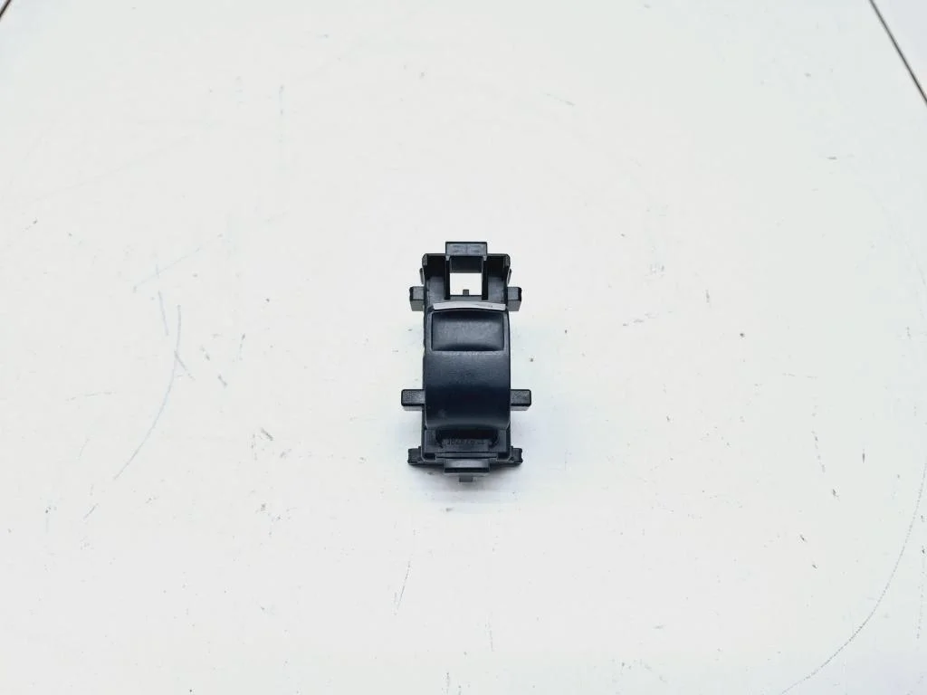 Кнопка стеклоподъемника Toyota Highlander 2 2011 XU40