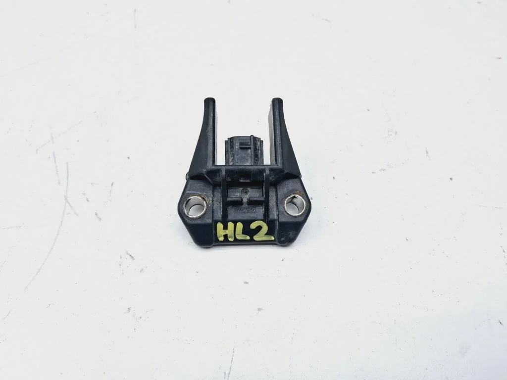 Датчик air bag Toyota Highlander 2 2011 XU40