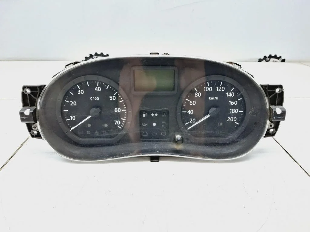 Панель приборов Renault Logan 1 2007 L90
