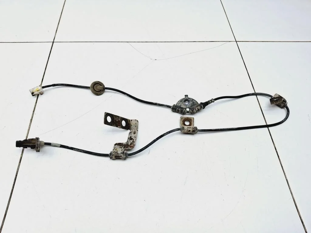 Датчик abs задний правый Kia Sportage 3 2014 SL