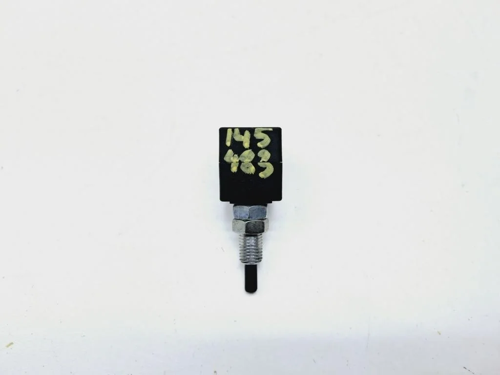 Датчик педали сцепления Kia Sportage 3 2014 SL