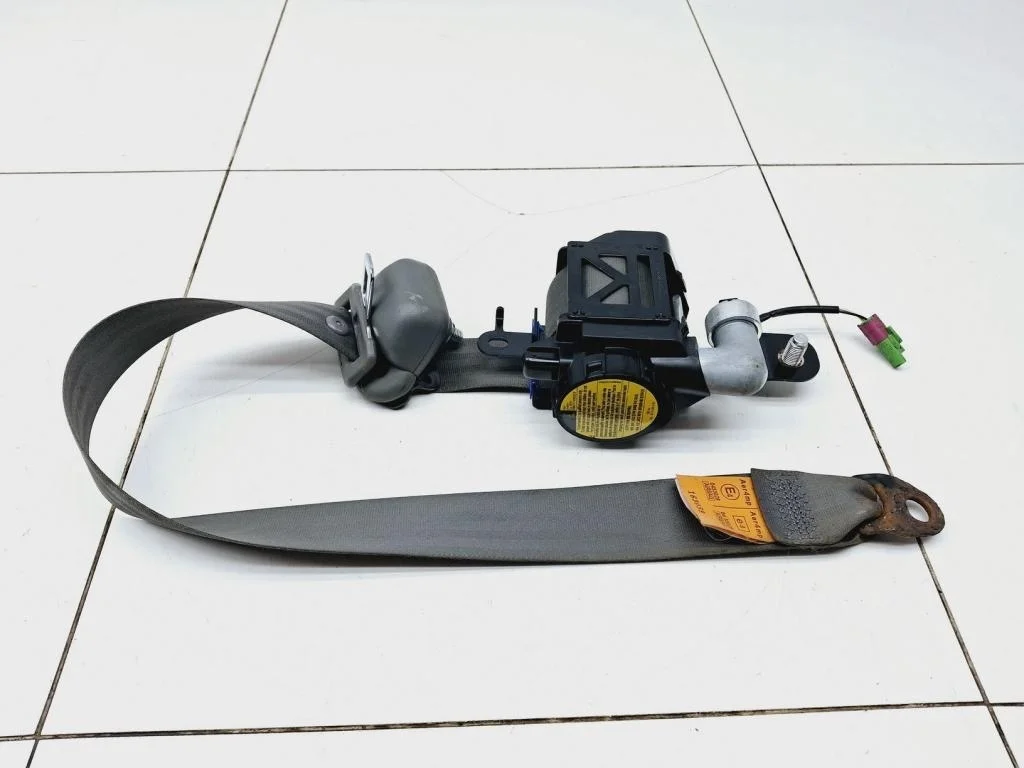 Ремень безопасности пиропатроном Chevrolet Lacetti 2012 J200