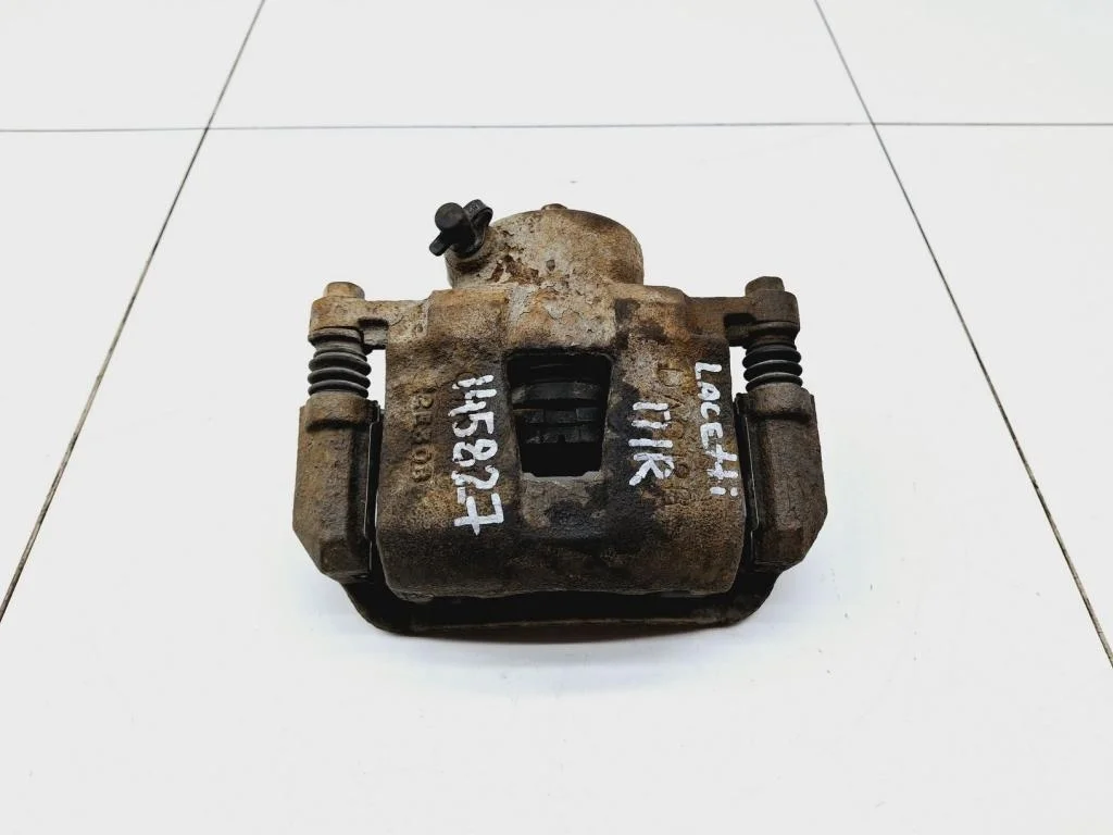 Суппорт передний правый Chevrolet Lacetti 2012 J200