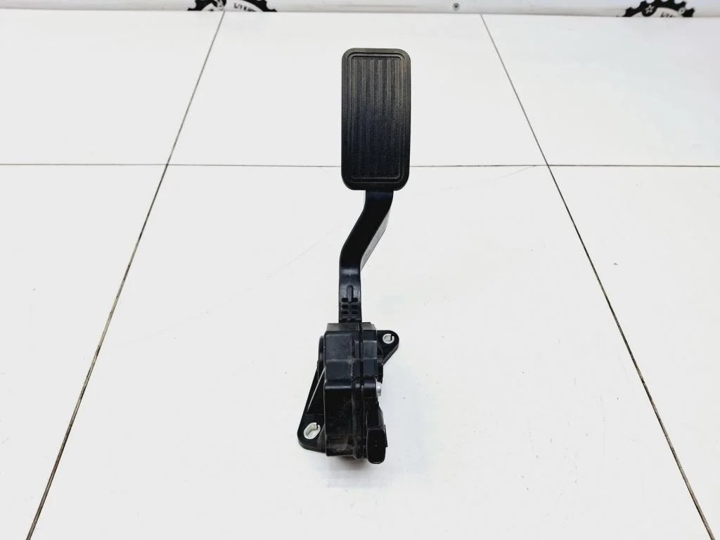 Педаль газа Mazda CX-7 2009 ER