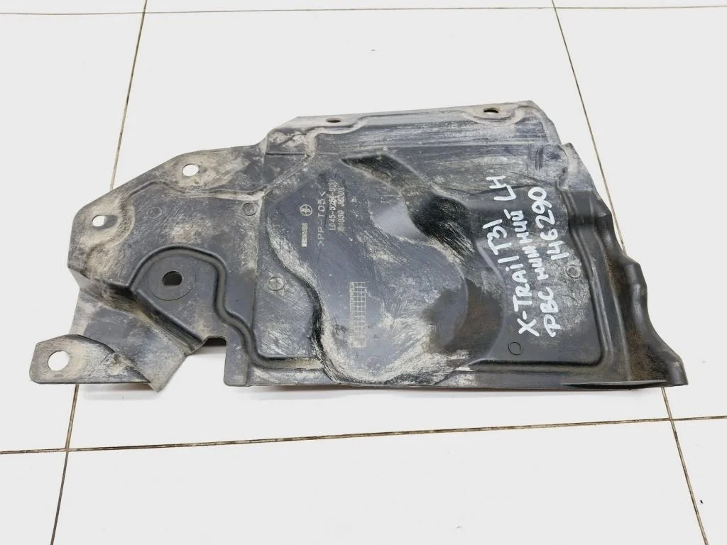 Пыльник двигателя нижний левый Nissan X-Trail 2011 T31