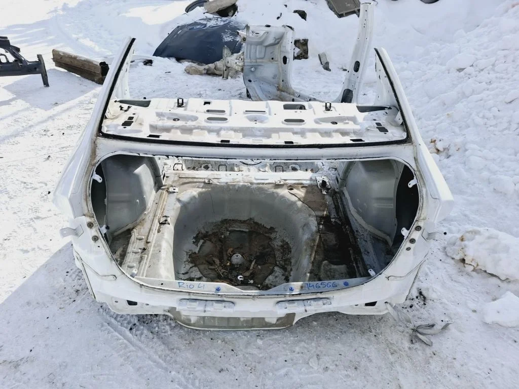 Панель задняя Kia RIO 4 FB