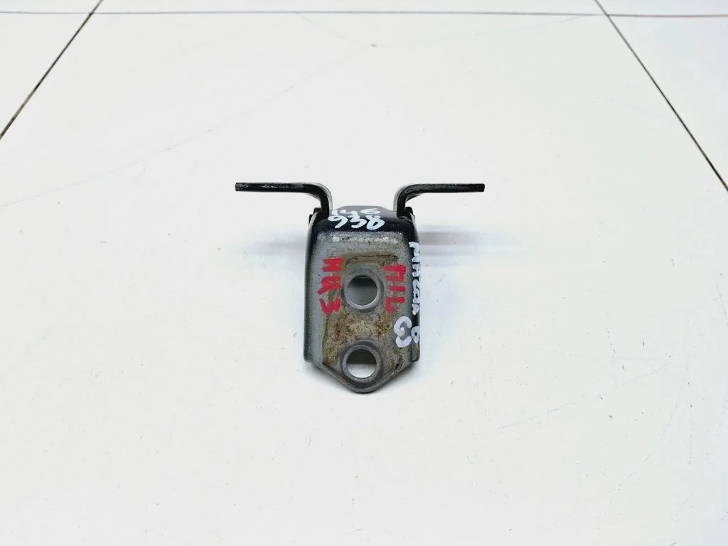 Петля двери передней левой нижняя Mazda 6 2015 GJ, GL