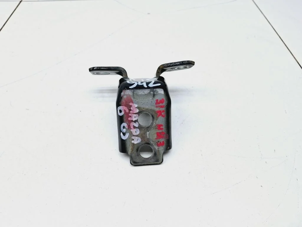 Петля двери задней правой нижняя Mazda 6 2015 GJ, GL