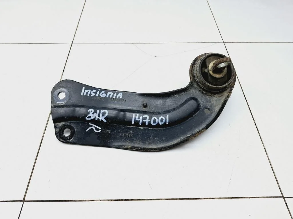 Рычаг задний продольный правый Opel Insignia 2017
