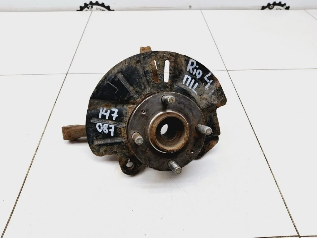 Кулак поворотный передний левый Kia RIO 4 FB