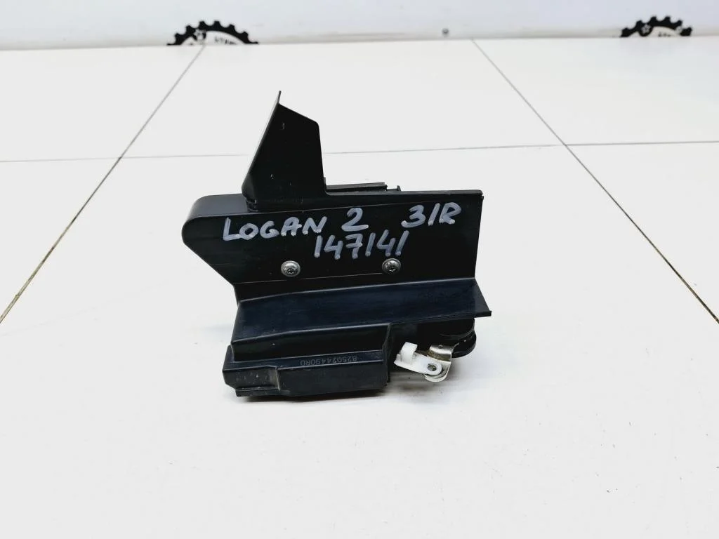 Замок двери задней правой Renault Logan 2 L52