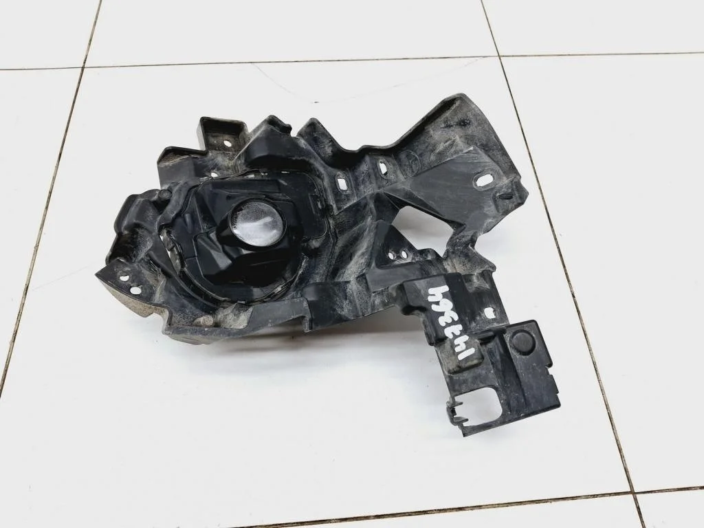 Фара противотуманная левая Mazda 6 2015 GJ, GL