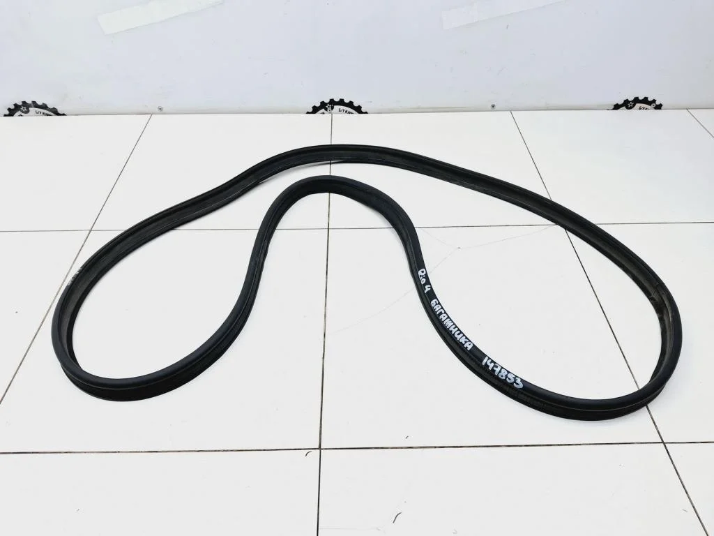 Уплотнитель багажника Kia RIO 4 FB