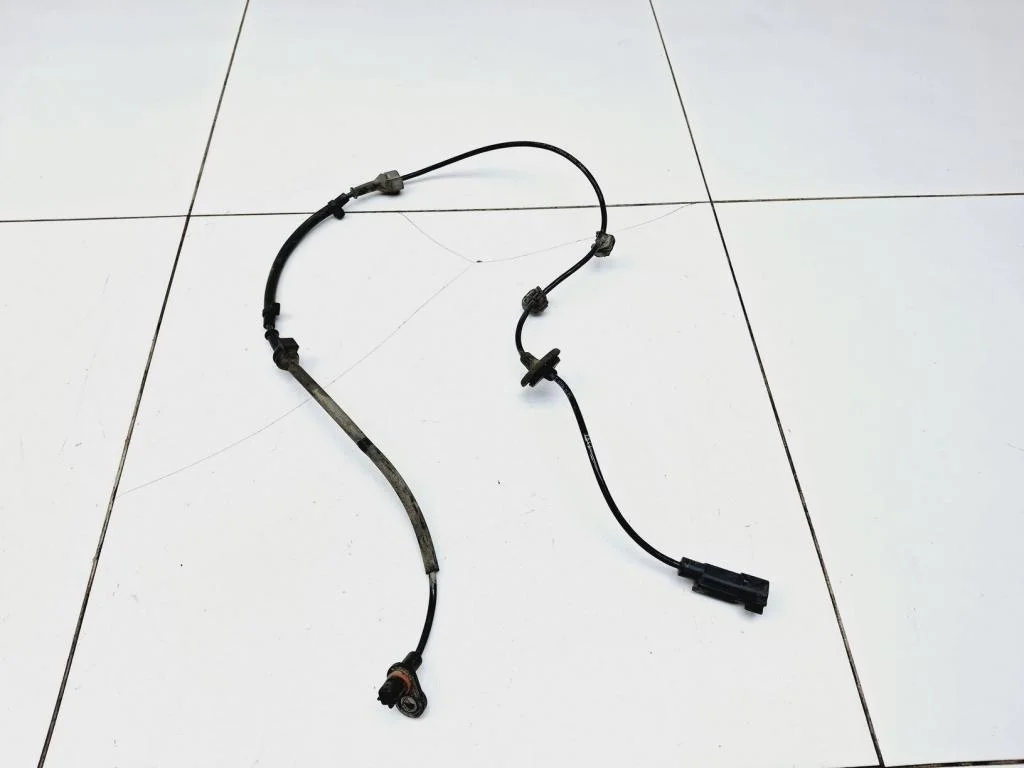 Датчик abs задний левый Mitsubishi ASX 2014