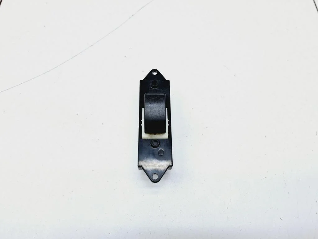 Кнопка стеклоподъемника Mitsubishi ASX 2014