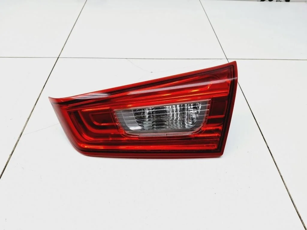 Фонарь задний внутренний правый Mitsubishi ASX 2014