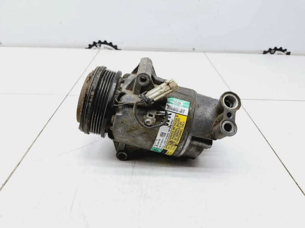 Компрессор кондиционера Opel Meriva