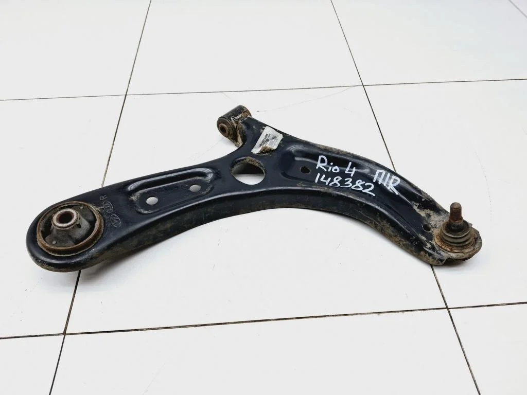 Рычаг передний правый Kia RIO 4 FB