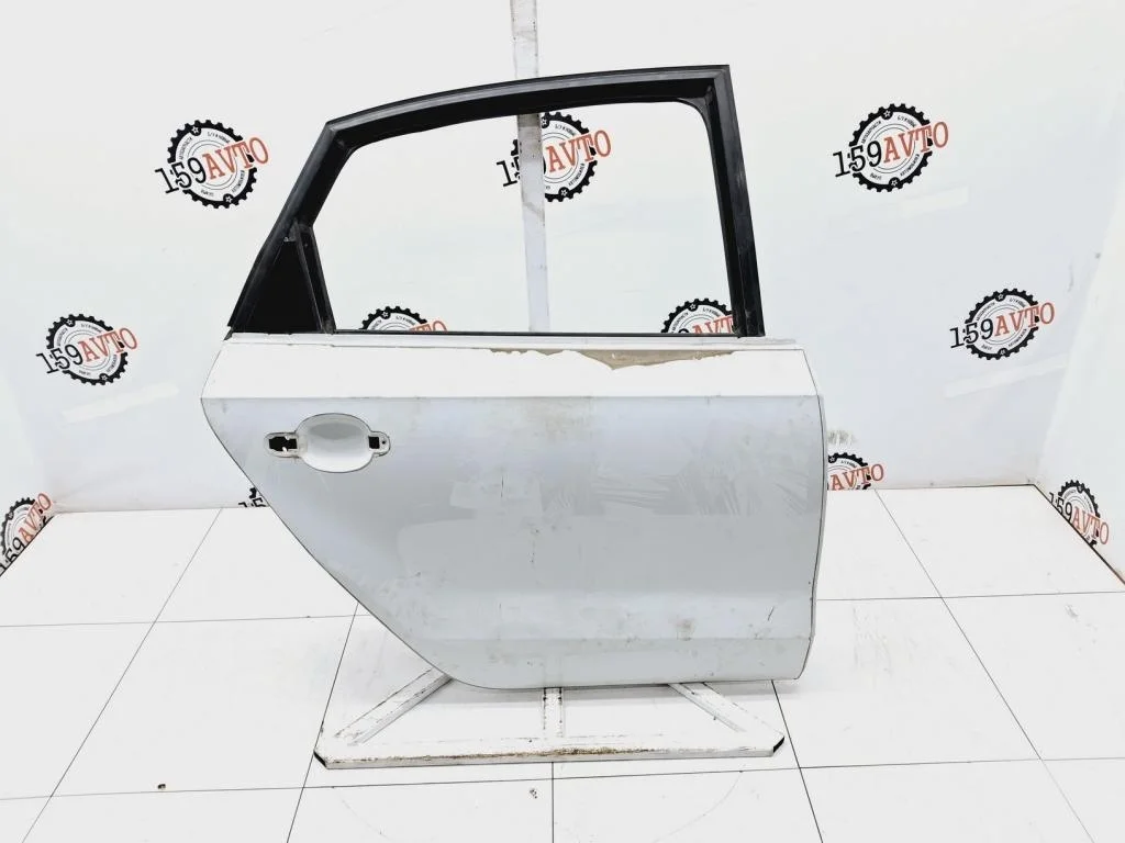 Дверь задняя правая Volkswagen Polo 5
