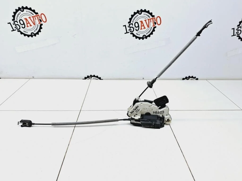 Замок двери передней левой Volkswagen Polo 5