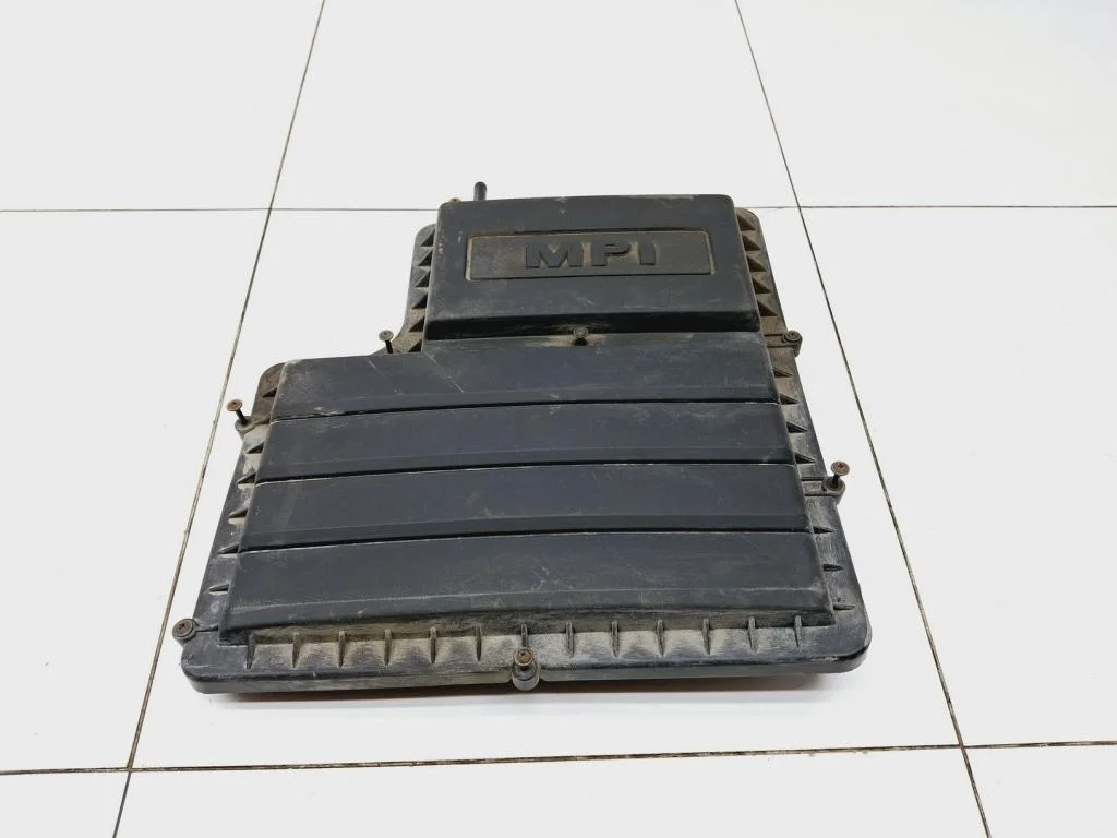 Корпус воздушного фильтра Volkswagen Polo 5