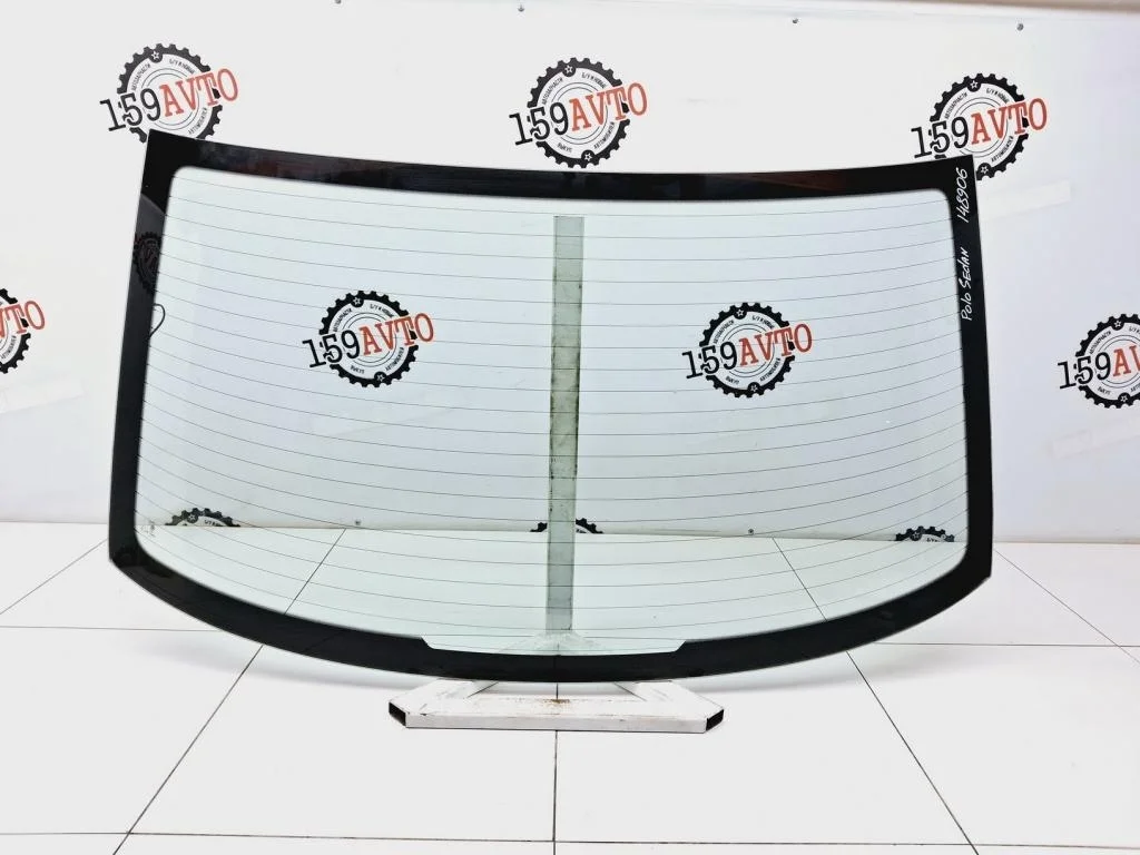 Стекло заднее Volkswagen Polo 5