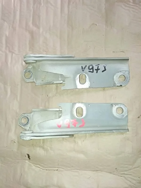 Б.у. петля капота (2шт) MITSUBISHI PAJERO V97W MITSUBISHI PAJERO V97W
