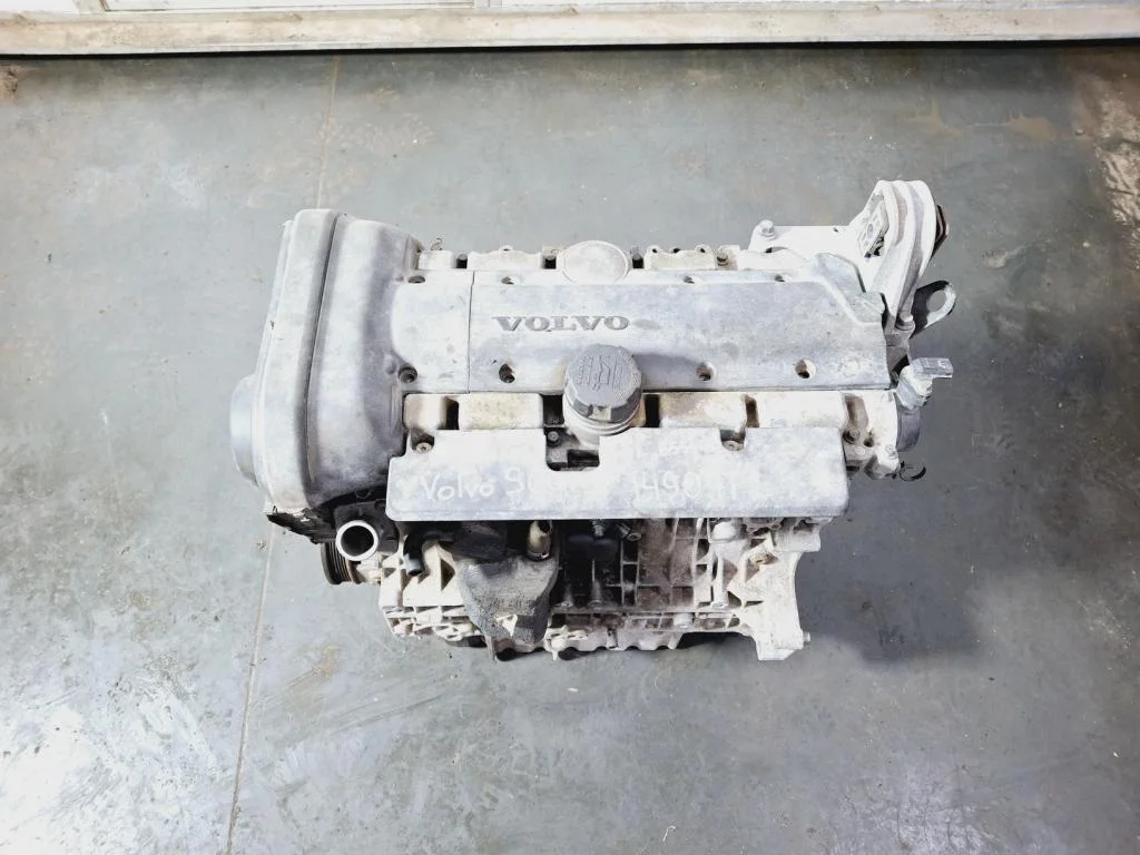 Двигатель Volvo S60 1 2006 P24