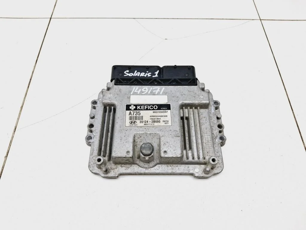 Блок управления двигателем Hyundai Solaris 1 2015 RB