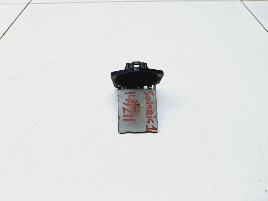 Резистор отопителя Hyundai Solaris 1 2015 RB