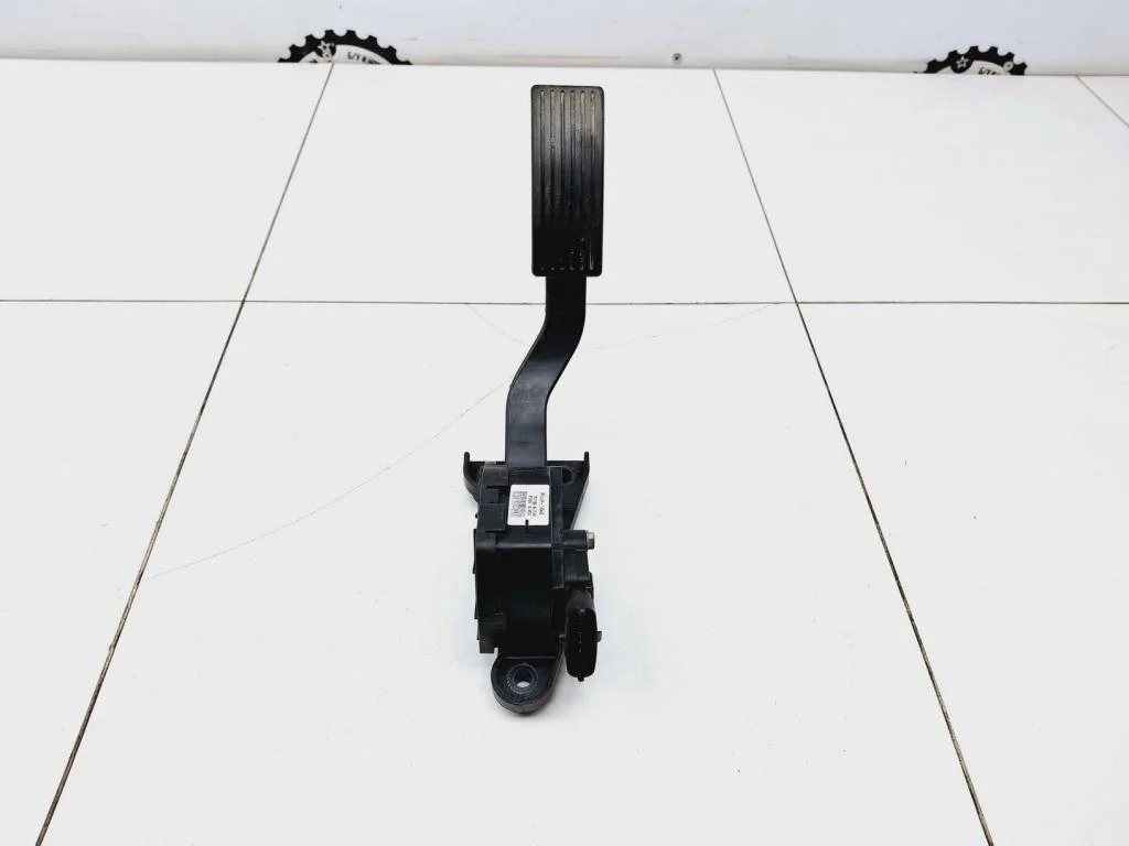 Педаль газа Hyundai Solaris 1 2015 RB