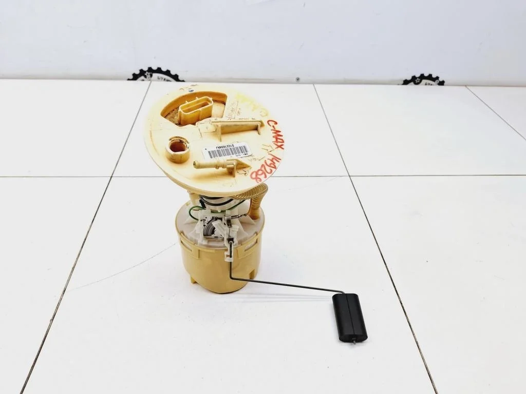 Насос топливный Ford C-MAX 2007 1