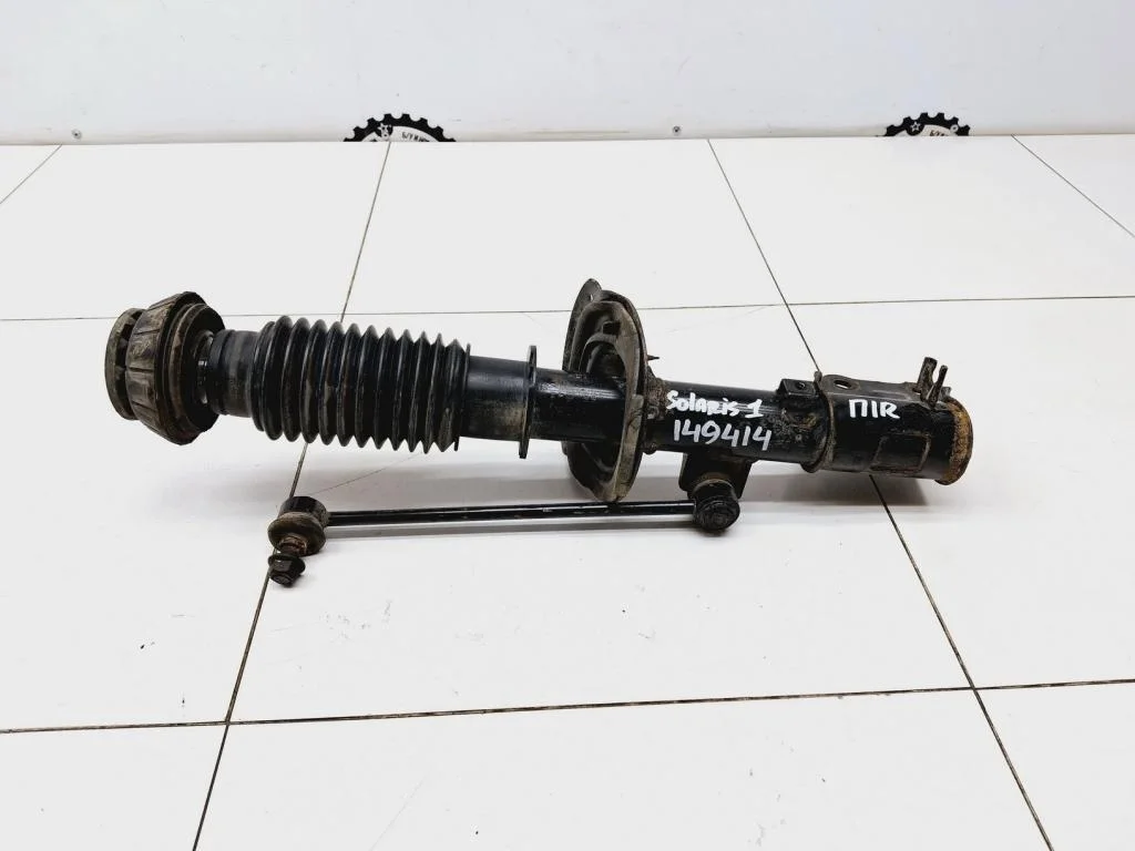 Амортизатор передний правый Hyundai Solaris 1 2015 RB