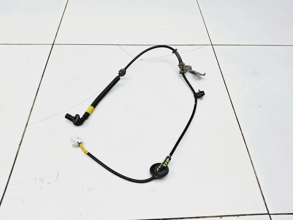 Датчик abs задний правый Hyundai Solaris 1 2015 RB