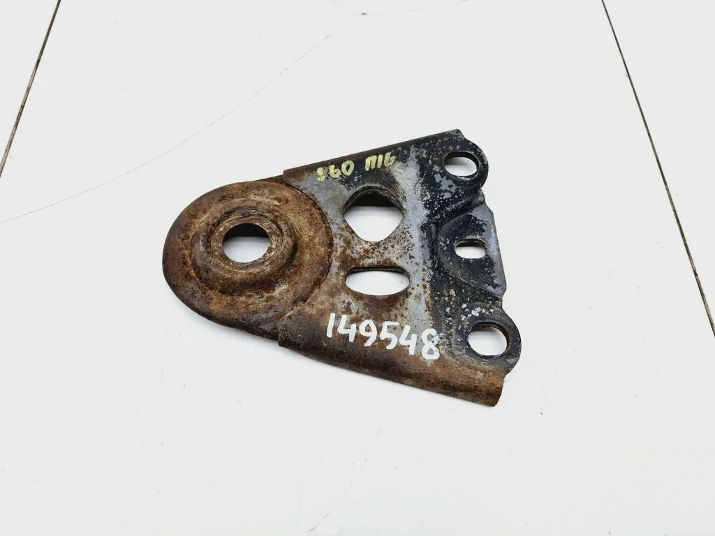 Кронштейн подрамника Volvo S60 1 2006 P24