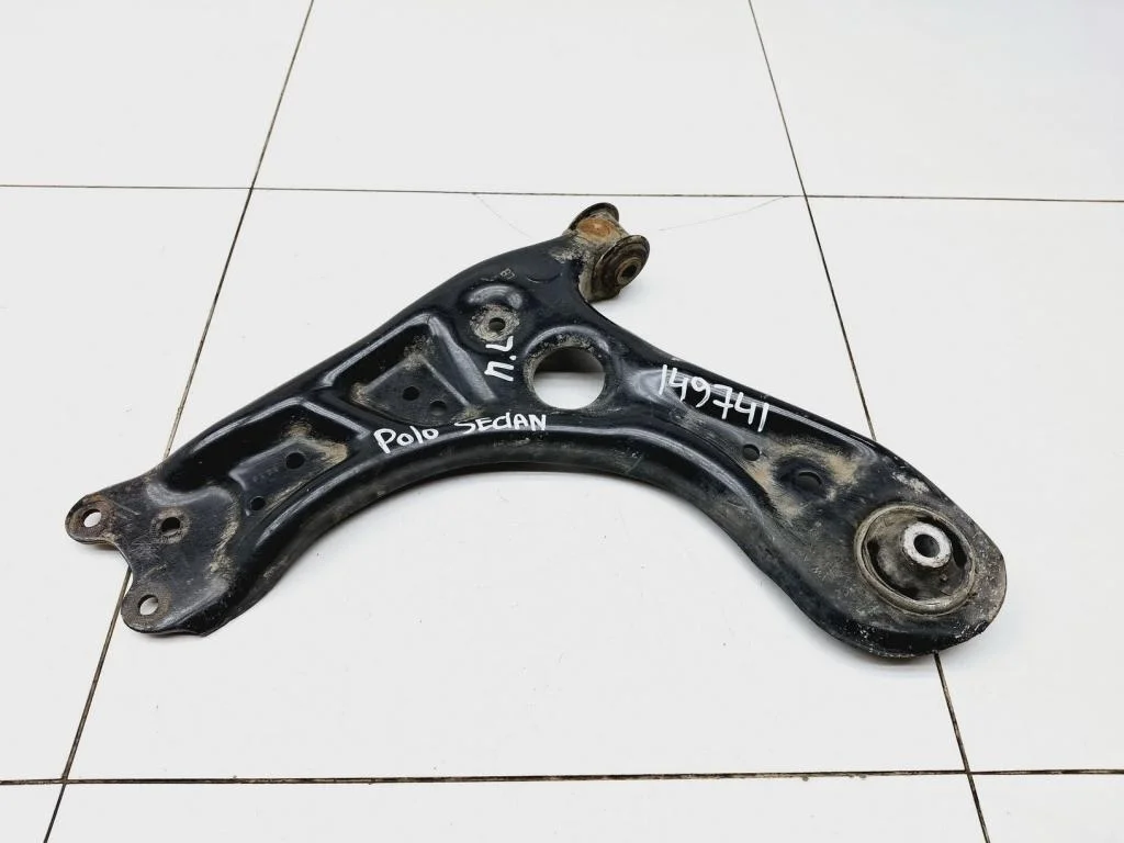 Рычаг передний левый Volkswagen Polo 5