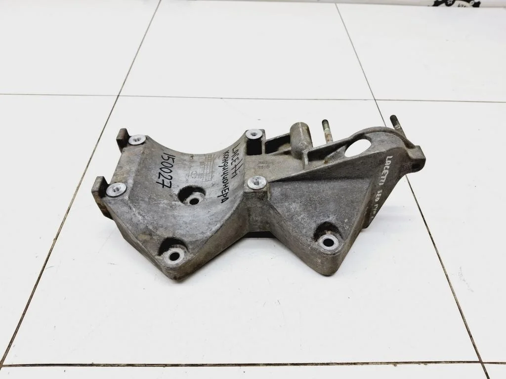 Кронштейн кондиционера Chevrolet Lacetti 2007 J200