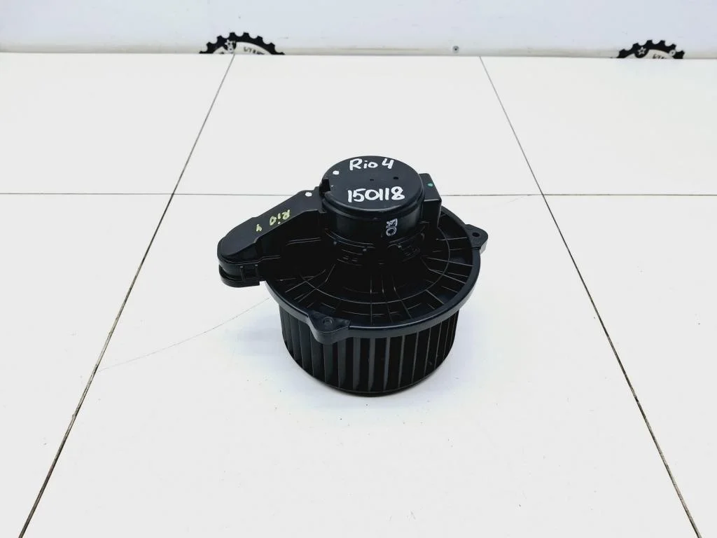 Моторчик печки Kia RIO 4 2018 FB