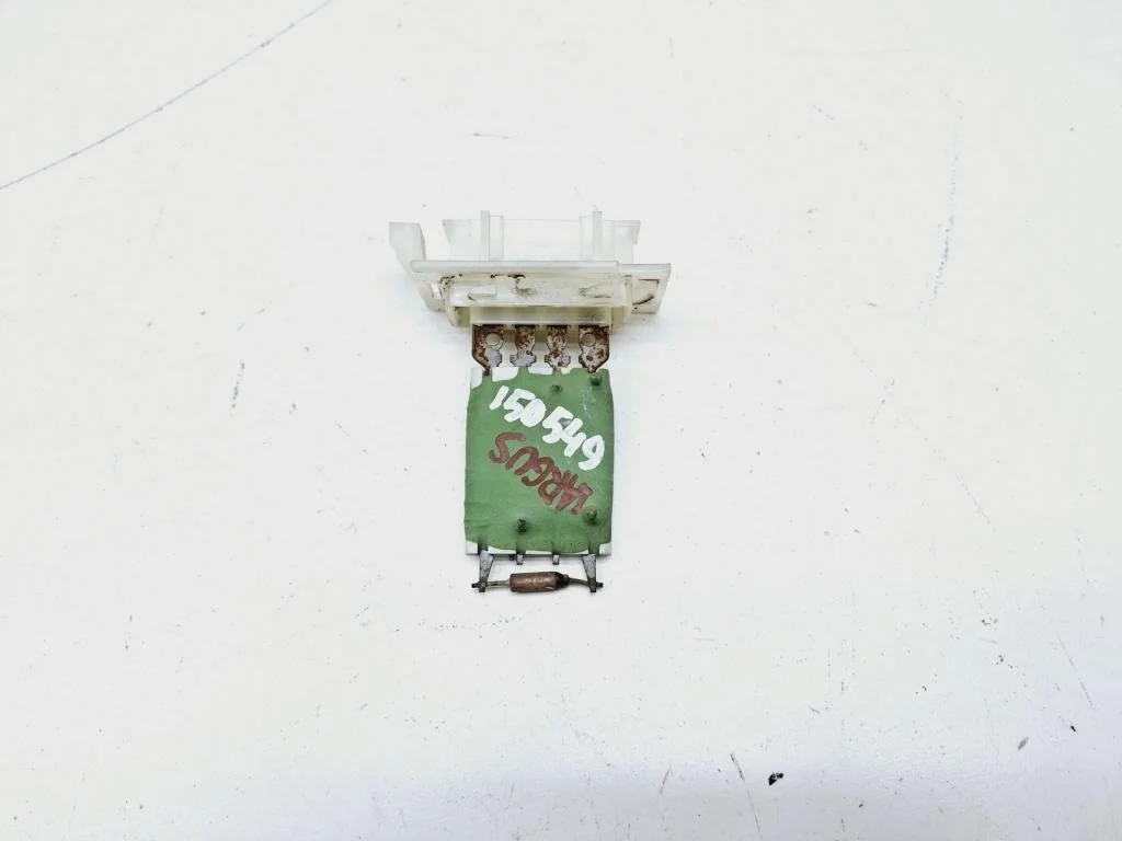 Резистор отопителя Лада Ларгус R90