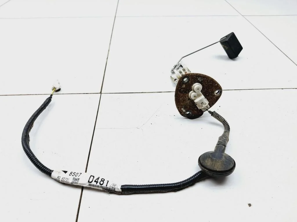 Датчик уровня топлива Mitsubishi Outlander 3 2014 GF